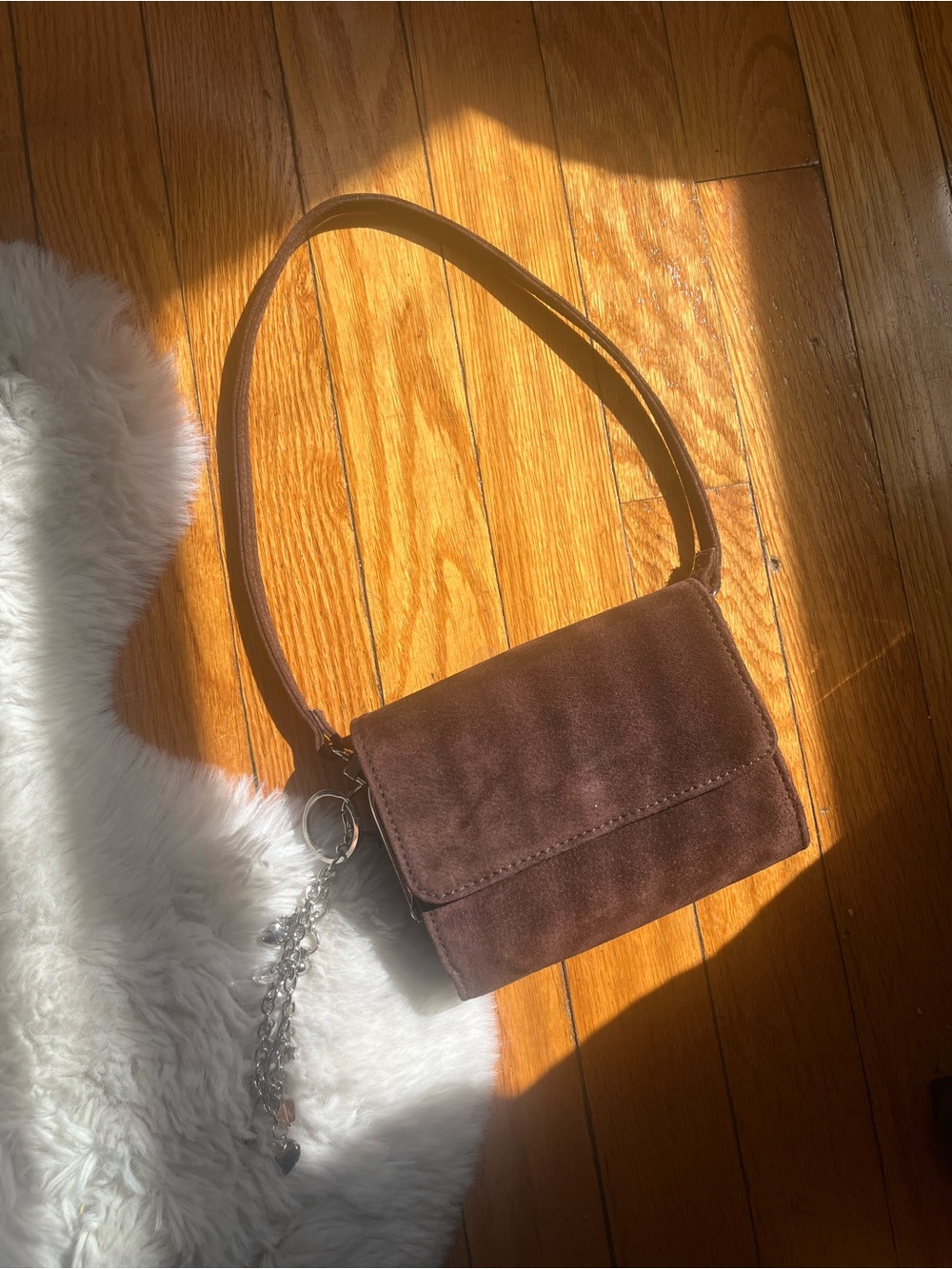 Genuine early 2000’s Wilson’s leather suede trifold purse / wallet